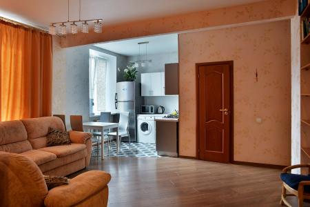 Квартира с джакузи рядом с ЖД Вокзалом