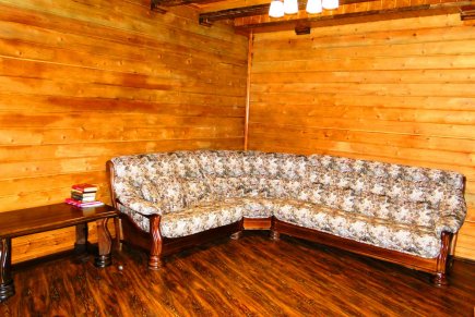 Коттедж в поселке Волжский на берегу Волги Фрегат