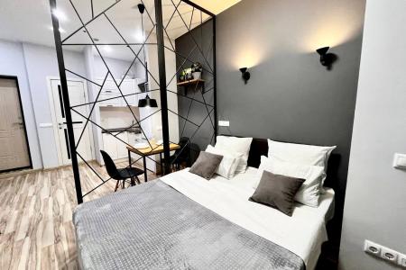 Стильная студия в ЖК Лайнер Sunny Days Apartment