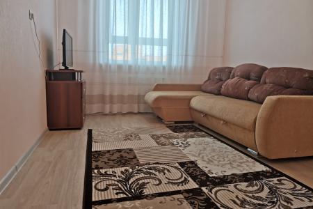 1+ в новостройке рядом с ТРЦ "Кристалл"