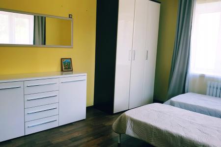 2-ух комнатная квартира рядом с монастырем