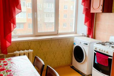 четырехкомнатная квартира в центре города Орска