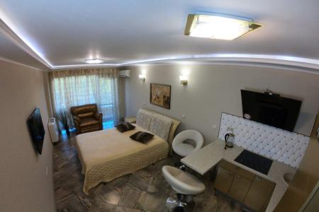 Апартаменты в 50м от моря, в элитном ЖК. Центр Сочи.