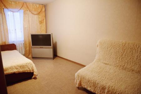 Однокомнатная квартира на Ворошилова 1б