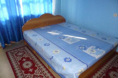 Сдаю 2-х комн.квартиру на СЖМ, Космонавтов