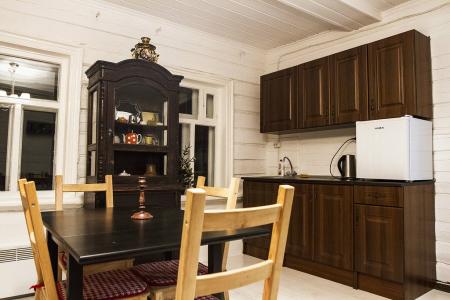 Дом на берегу озера "НЕРО"