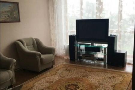 Трёхкомнатная, современные квартиры города Кемерово.