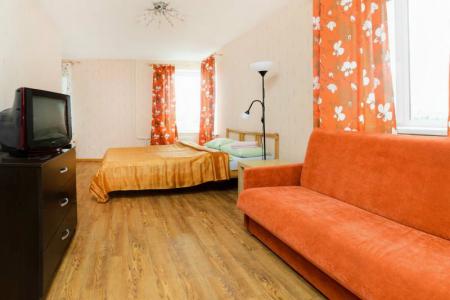 1 к.кв. на против м.Парнас