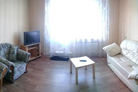 Отличная , просторная квартира