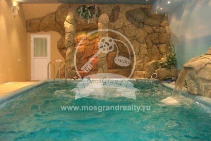 Коттедж на сутки, для проведения свадеб с банкетным залом и большим бассейном. На 15 чел. Без комис