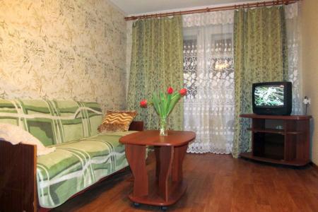 Однокомнатная квартира в районе улицы Свободы без посредников