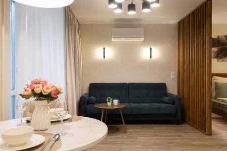 Студия с видом на верхнее озеро.