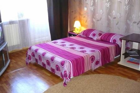 Сдам однокомнатную квартиру возле Алого Поля