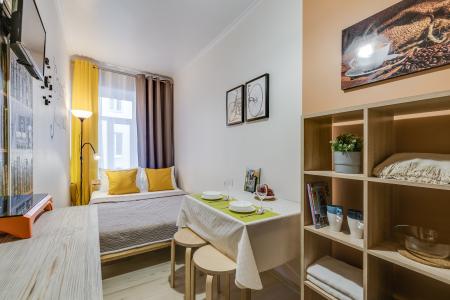 Дизайнерская студия на двоих рядом с Финским вокзалом, ст.м. &laquo;Площадь Ленина&raquo; и Крейсером &laquo;Аврора&raquo;.