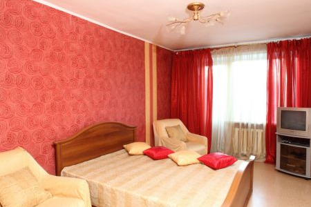 Дешевая однокомнатная квартира посуточно около Центрального автовокзала