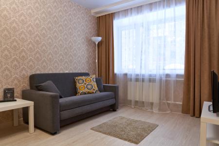 "GOOD NIGHT" на Карташова 37