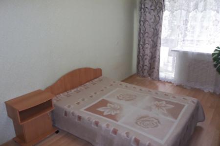 Уютная квартира на часы , сутки , сессию , командировку в районе Ж\Д вокзала , автовокзала .