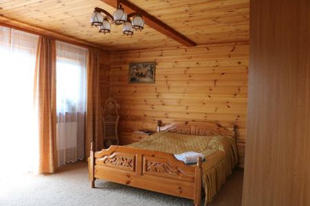 Двухкомнатный дом со всеми удобствами у Покровского монастыря