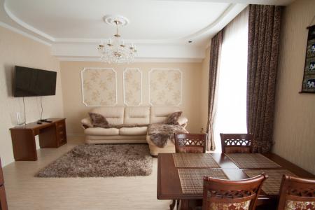 Двухкомнатная квартира в центре