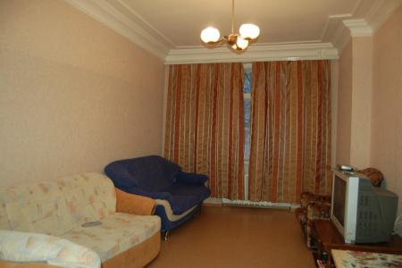 6 раздельных мест . центр города .