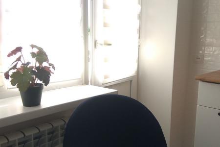 Уютная квартира с видом на горы в центре города