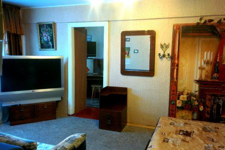 Посуточно 2-комнатная квартира от ХОЗЯЙКИ, Центр (район вокзала)