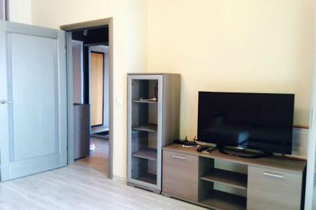 Однокомнатная квартира у аквапарка "Ривьера".