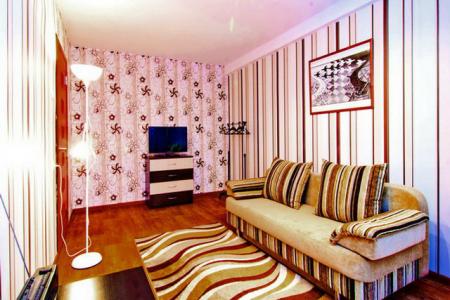 Уютная 1ком. квартира на сутки возле ст. метро Пушкинская.