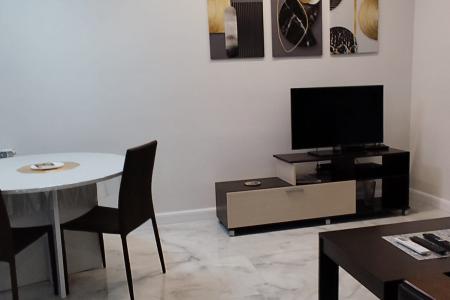 Двухкомнатная увартира в центре Еревана с балконом