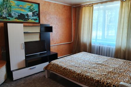 Сдаю посуточно 1 комн. квартиру в Керчи,Автовокзал