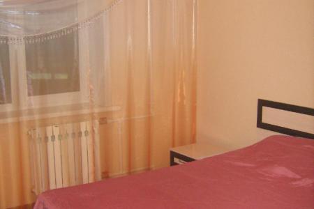 Сдаю посуточно 2-х комнатную квартиру с хорошим ремонтом