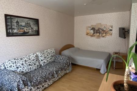 Квартира на удобном первом этаже