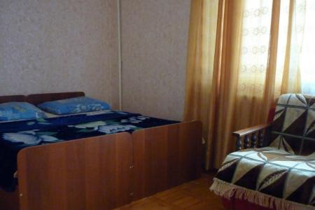 Комната в 3-х комн. квартире в центре города