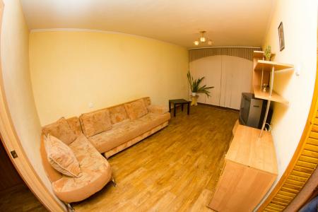 Сдам 2-ку на сутки, б-р Строителей 26