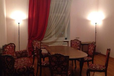 Трехкомнатные апартаменты на набережной Москвы-реки