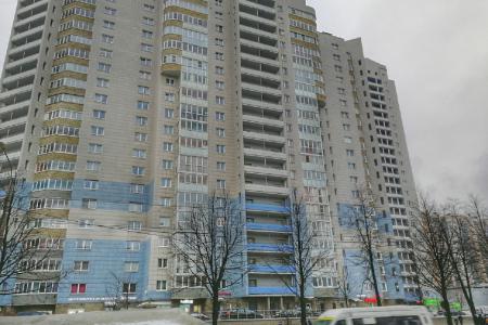 Просторная квартира у метро Академическая