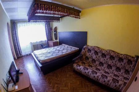 Уютная однокомнатная квартира возле советского парка