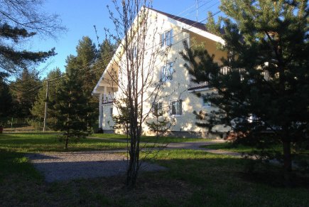 Сдам посуточно и на выходные шикарный коттедж с баней и бильярдом