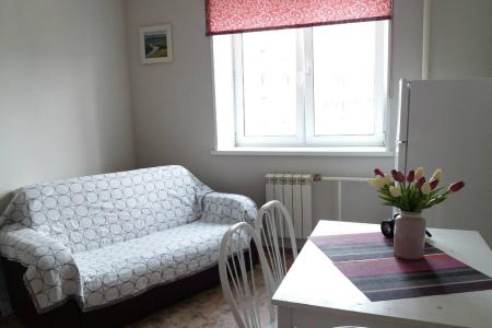 Однокомнатная квартира возле Ж/Д вокзала с отличным евроремонтом не прокуренная, со всеми удобствами