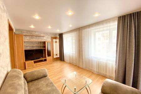 Вся инфраструктура города в шаговой доступности ( 5 мин ).