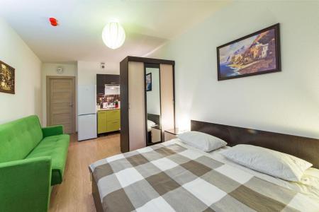 Уютная студия с лоджией возле метро