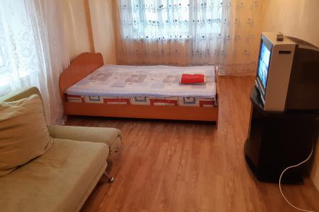 Двухкомнатная квартира на Таганайской