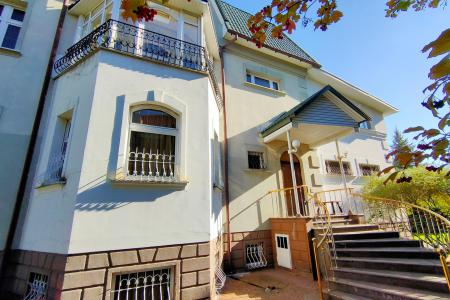 Новая усадьба для свадеб до 80 гостей за банкетным столом и до 40 человек на ночь