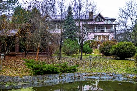 Дом в престижном районе для дорогих гостей на 19 человек