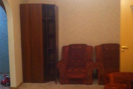 Квартира в хорошем районе. Рядом Педогогический Универ, Обл.Онкодиспансер, колледжи УФТ , ОГЭКИ и др