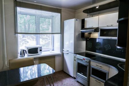 2-комнатная квартира ул.Дерендяева,д.106