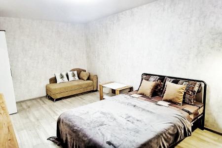 Уютная квартира рядом с Мнтк