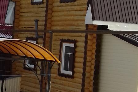 Новый комфортабельный бревенчатый коттедж