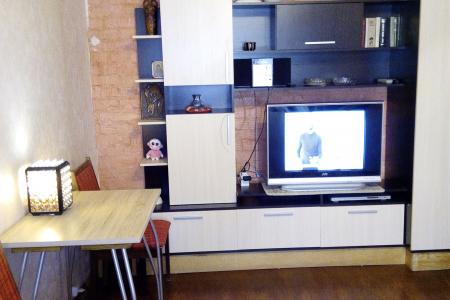 Собственная квартира,находится в березовой аллее,рядом озеро ,инфаструктура 5мин пешком,