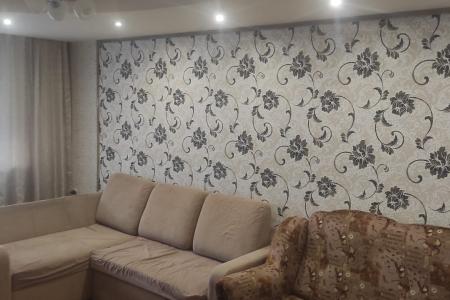 Двухкомнатная квартира около фантанов